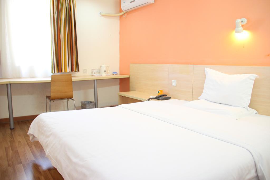 7Days Inn Guangzhou Longkou East Exteriér fotografie