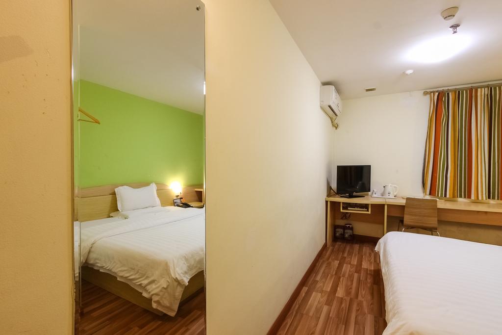 7Days Inn Guangzhou Longkou East Exteriér fotografie